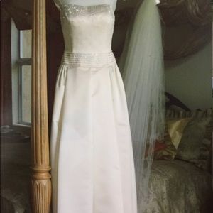 Custome made wedding gown